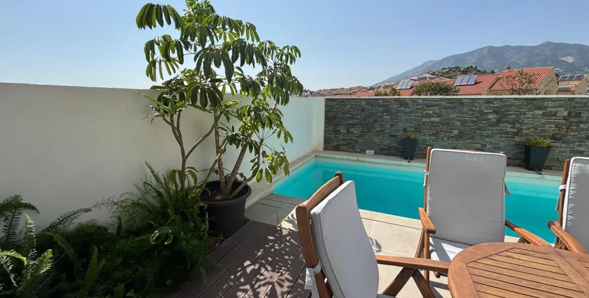 Sale of detached villa in Fuengirola 3