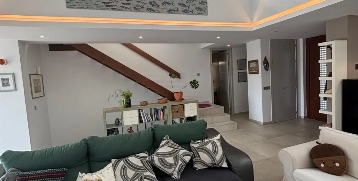 Sale of detached villa in Fuengirola 13