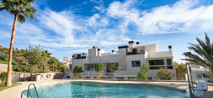 Sale of penthouse duplex in Marbella 0