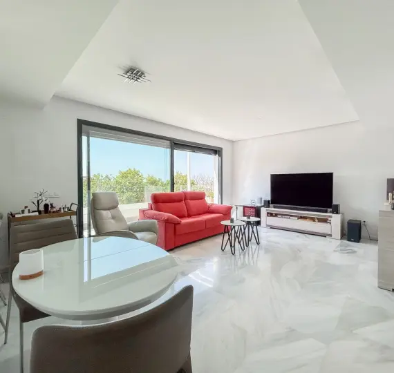 Sale of penthouse duplex in Marbella