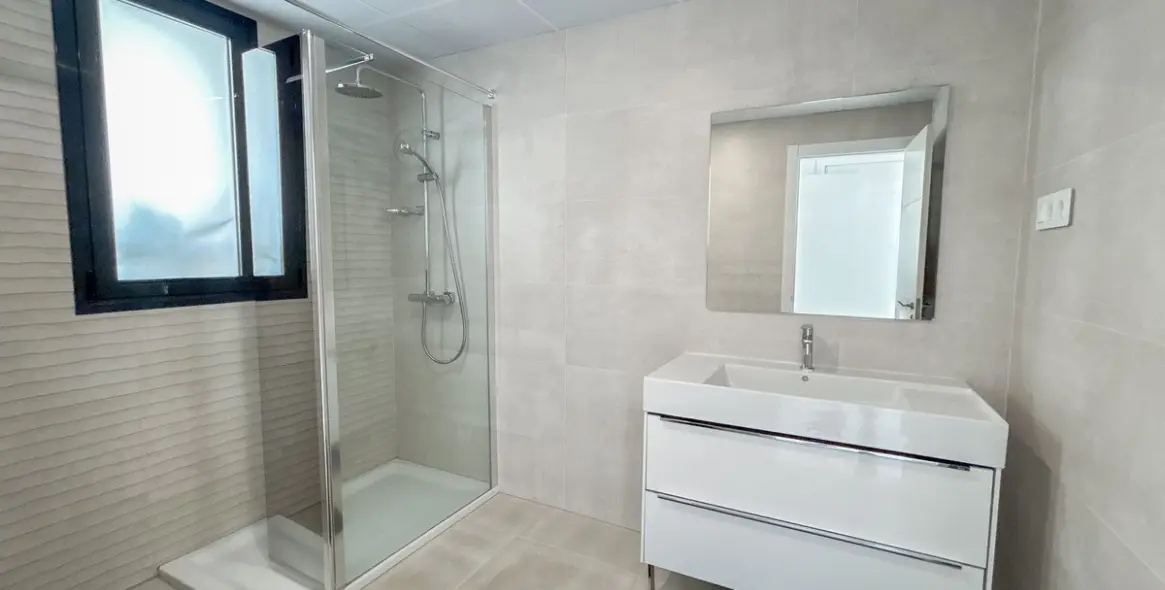 Sale of penthouse duplex in Marbella 19