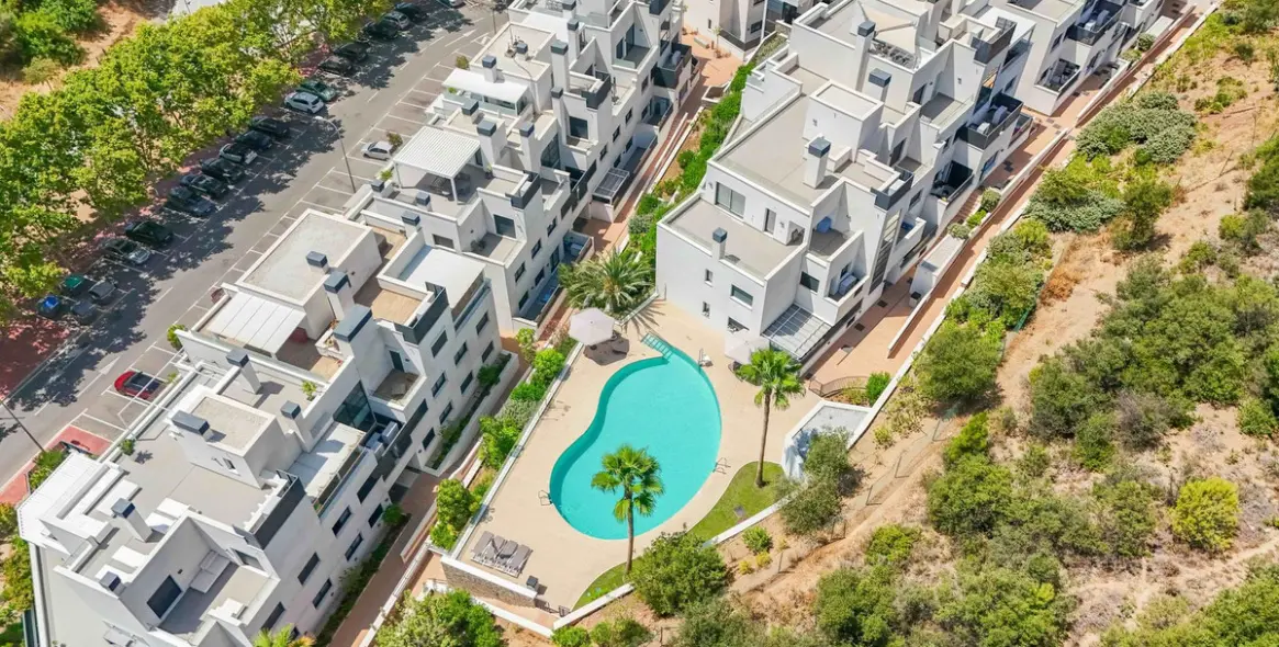 Sale of penthouse duplex in Marbella 26