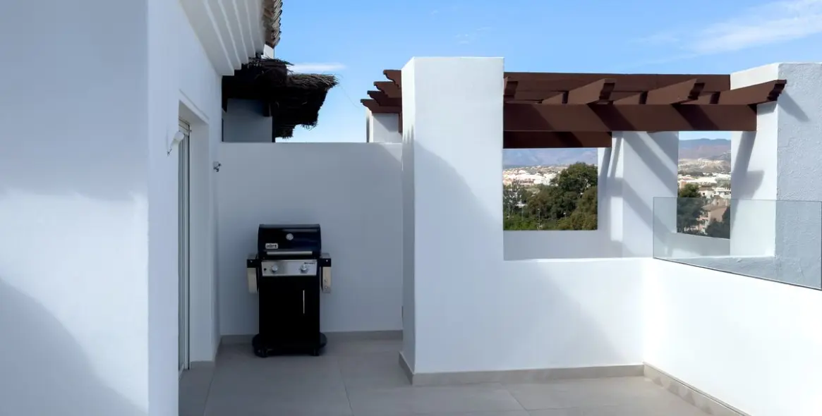Sale of penthouse in Puerto Banús 14