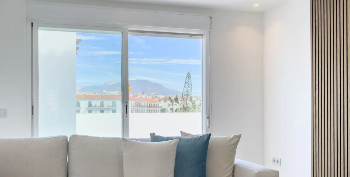 Sale of penthouse in Puerto Banús 32