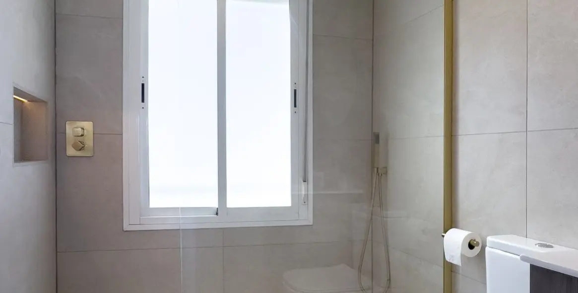 Sale of penthouse in Puerto Banús 34