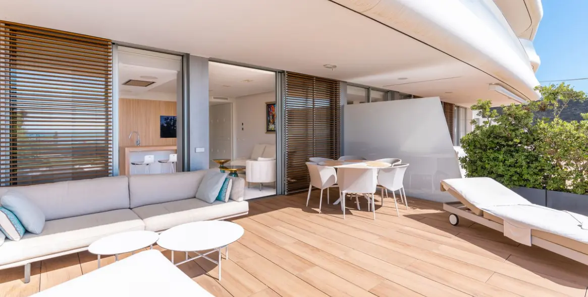 Продажа апартаментов на первом этаже в Estepona 11