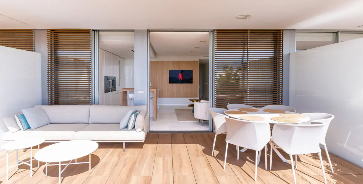 Продажа апартаментов на первом этаже в Estepona 12