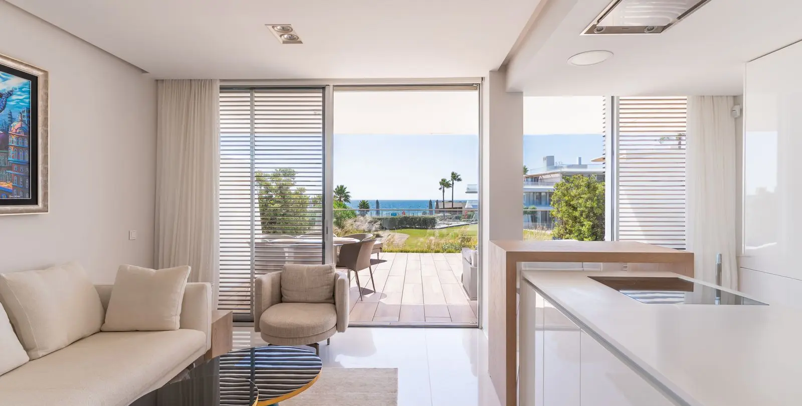 Venta de apartamento en planta baja en Estepona 5