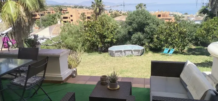 Alquiler a largo plazo de villa independiente en Estepona 4