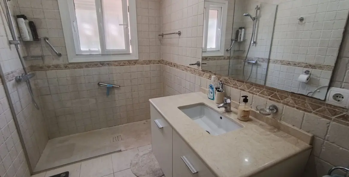 Долгосрочная аренда  отдельно стоящей виллы в Estepona 3