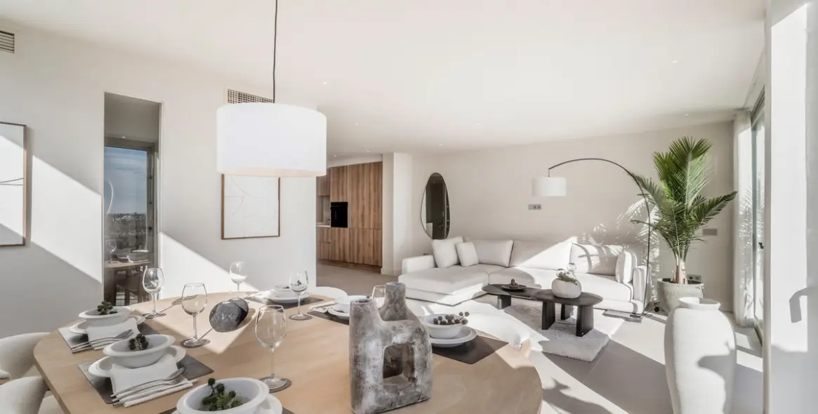Sale of ground floor apartment in Nueva Andalucía 19