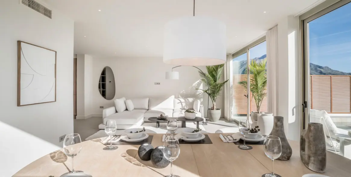 Sale of ground floor apartment in Nueva Andalucía 20