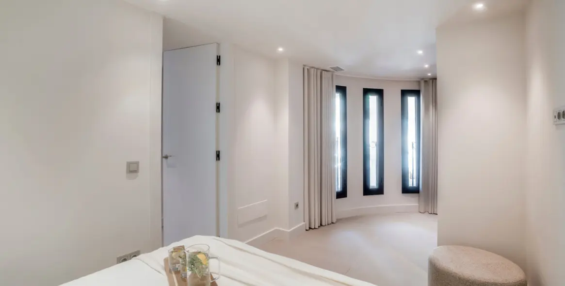 Продажа апартаментов на первом этаже в Nueva Andalucía 30