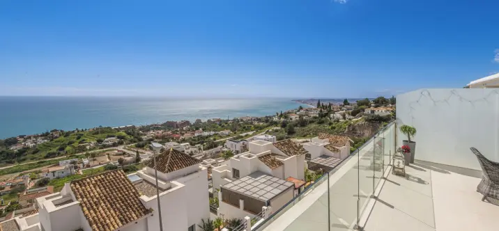 Venta de ático dúplex en Benalmadena 0
