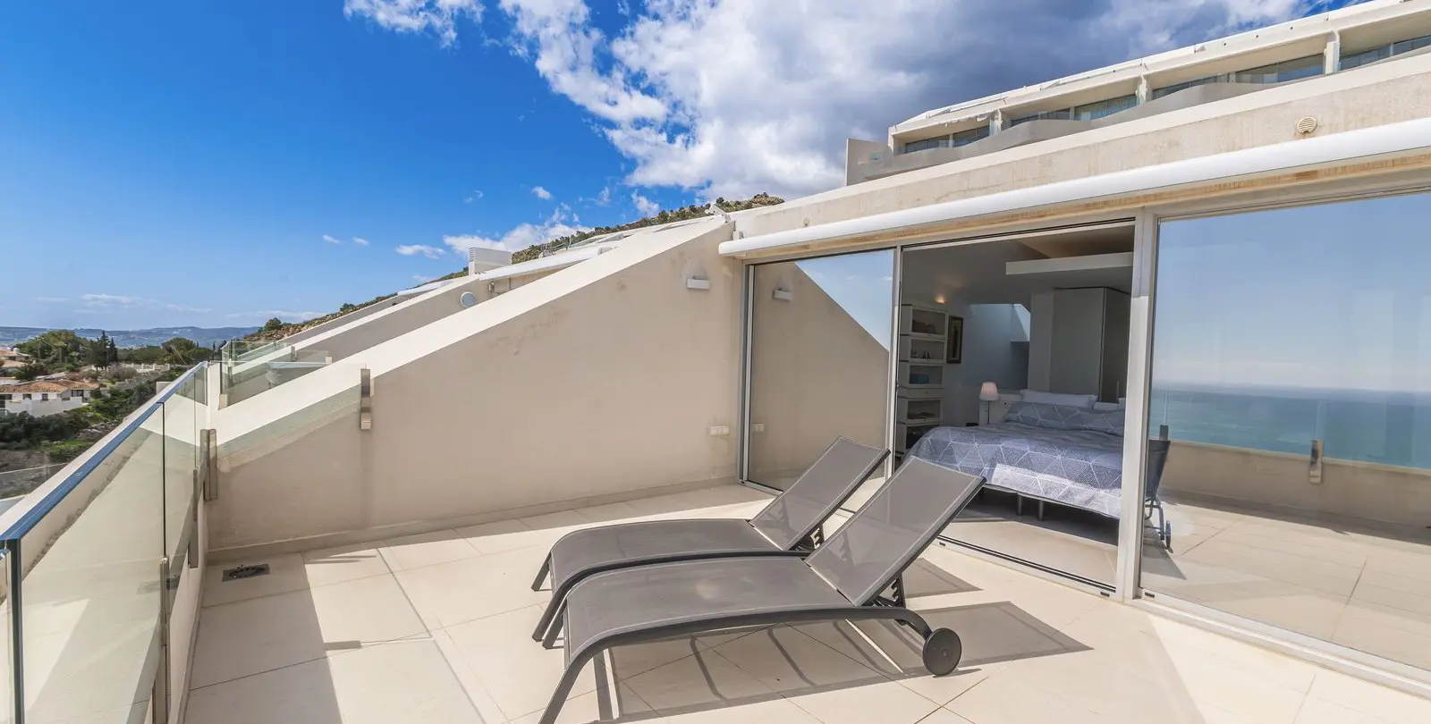 Продажа двухуровневого пентхауса в Benalmadena 25