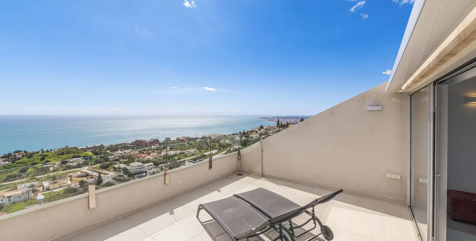 Продажа двухуровневого пентхауса в Benalmadena 26