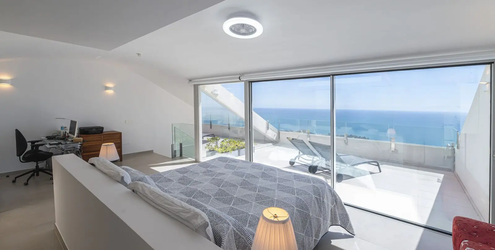 Продажа двухуровневого пентхауса в Benalmadena 32