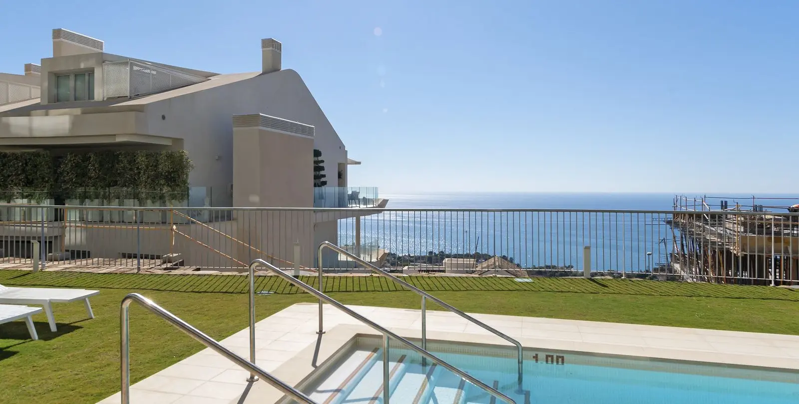 Продажа двухуровневого пентхауса в Benalmadena 45