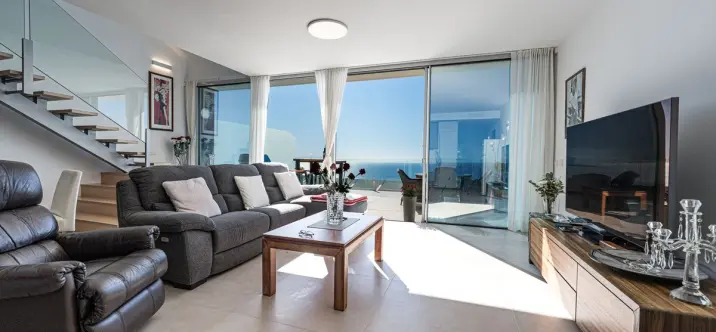 Venta de ático dúplex en Benalmadena 1