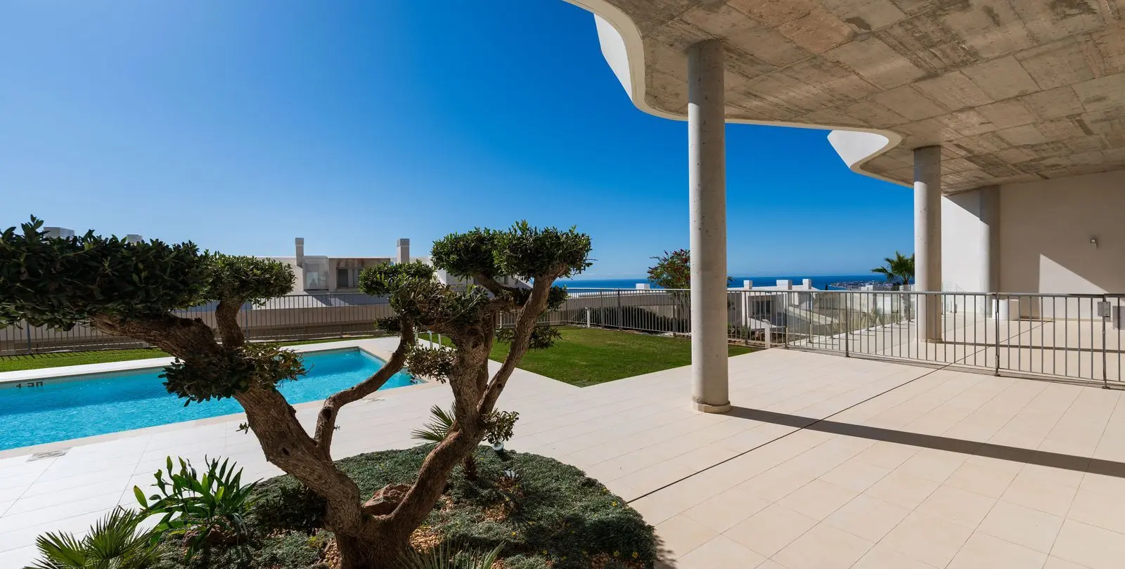 Продажа двухуровневого пентхауса в Benalmadena 37