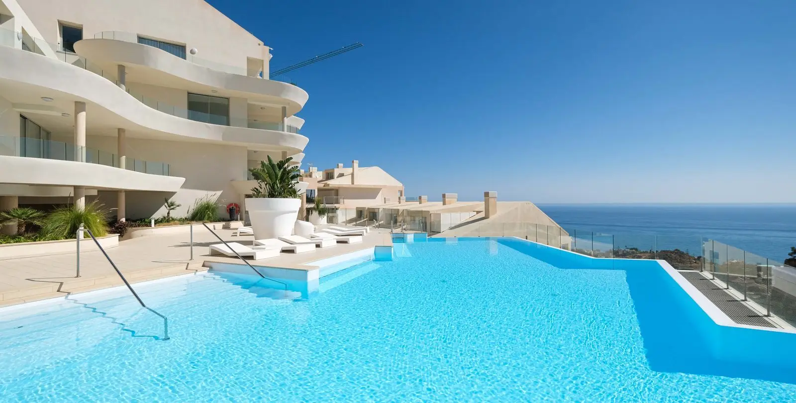 Продажа двухуровневого пентхауса в Benalmadena 52