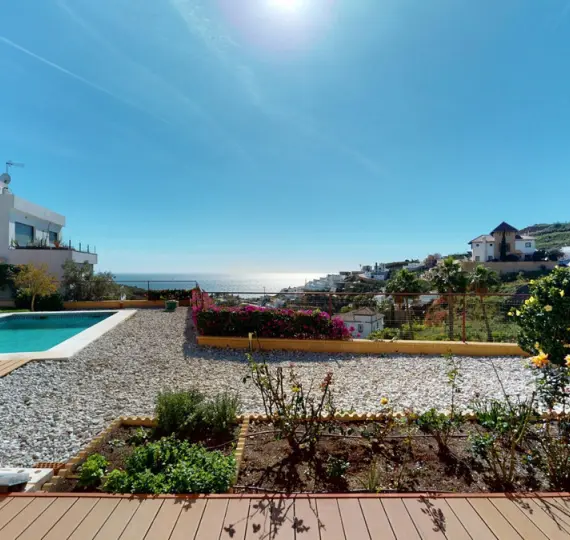 Venta de villa independiente en Torrox