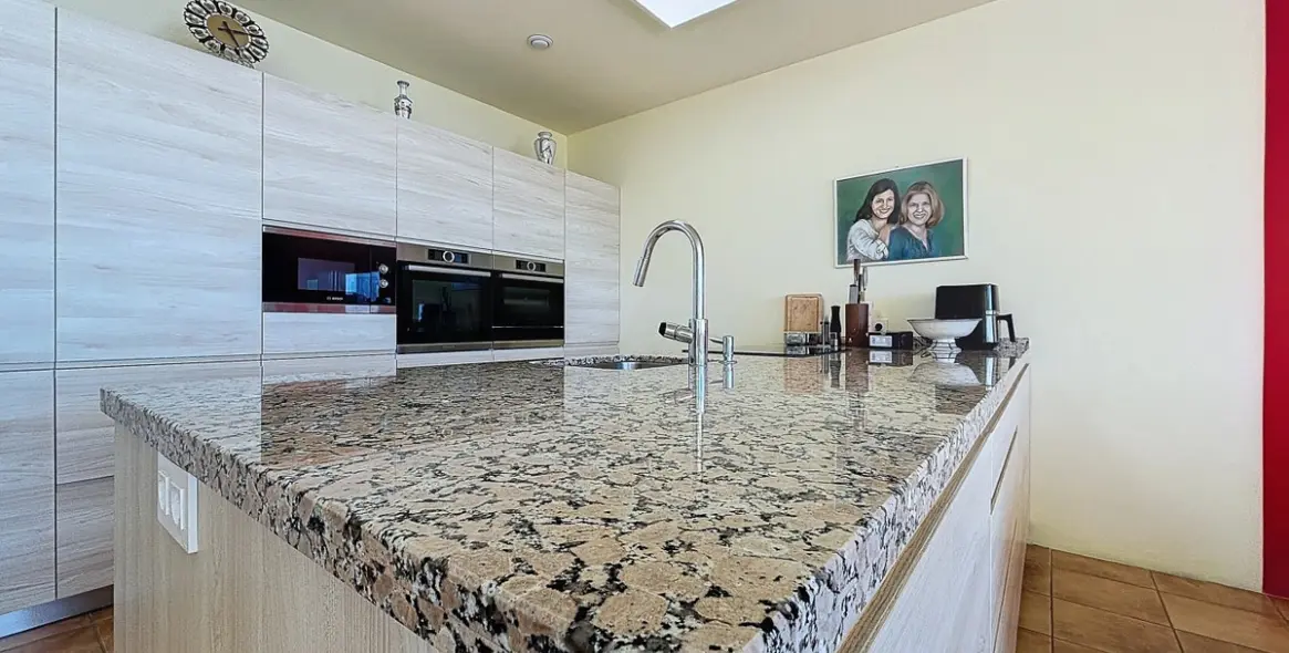 Sale of detached villa in Torrox 12