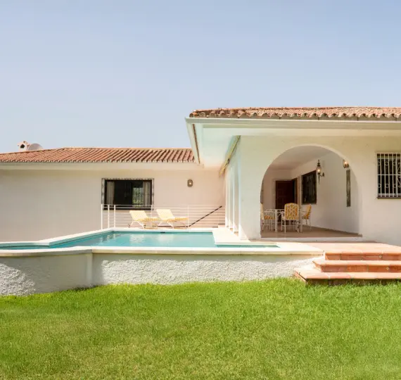 Oтдельно стоящая вилла R5132158