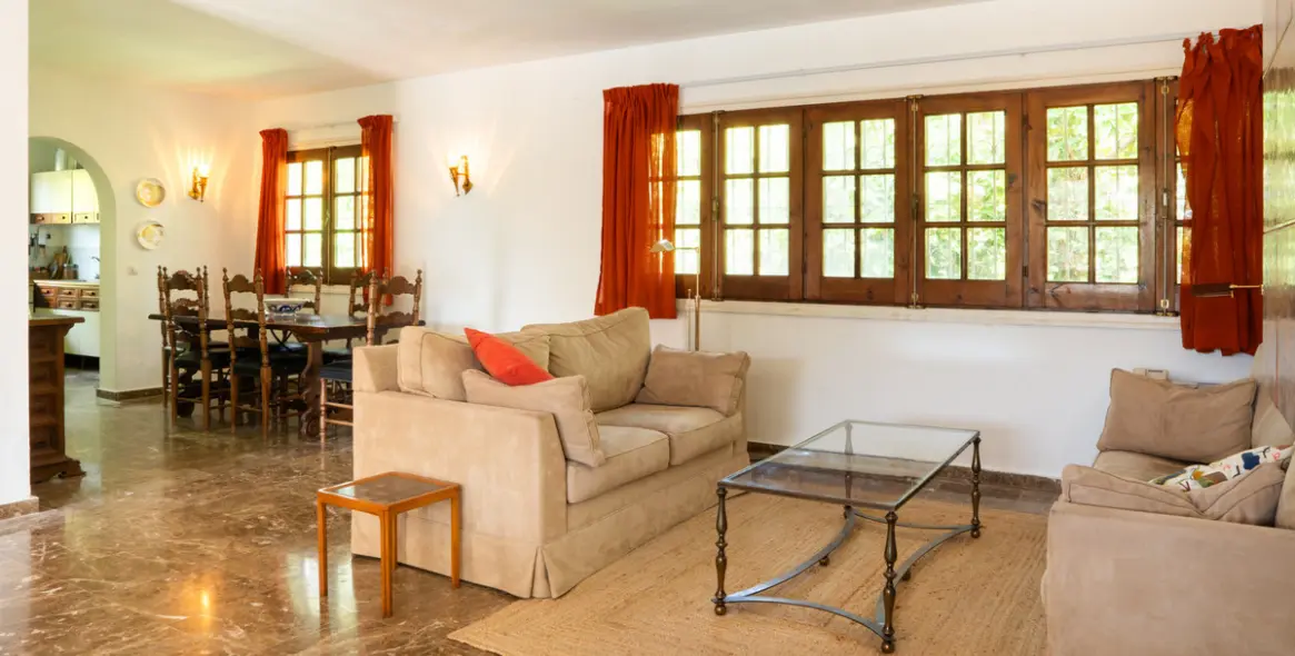 Продажа  отдельно стоящей виллы в San Pedro de Alcántara (район San Pedro de Alcántara) 8