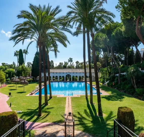 Venta de apartamento en planta baja en The Golden Mile