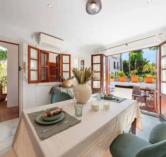 Venta de apartamento en planta baja en The Golden Mile