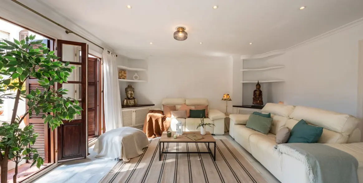 Sale of ground floor apartment in The Golden Mile 5