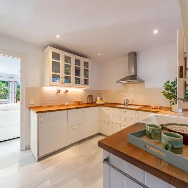 Sale of ground floor apartment in The Golden Mile