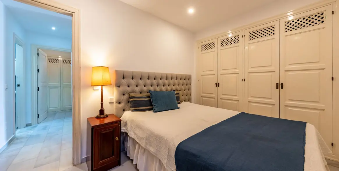 Sale of ground floor apartment in The Golden Mile 17