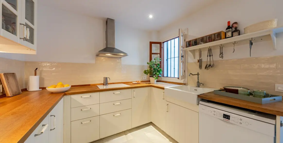 Sale of ground floor apartment in The Golden Mile 21