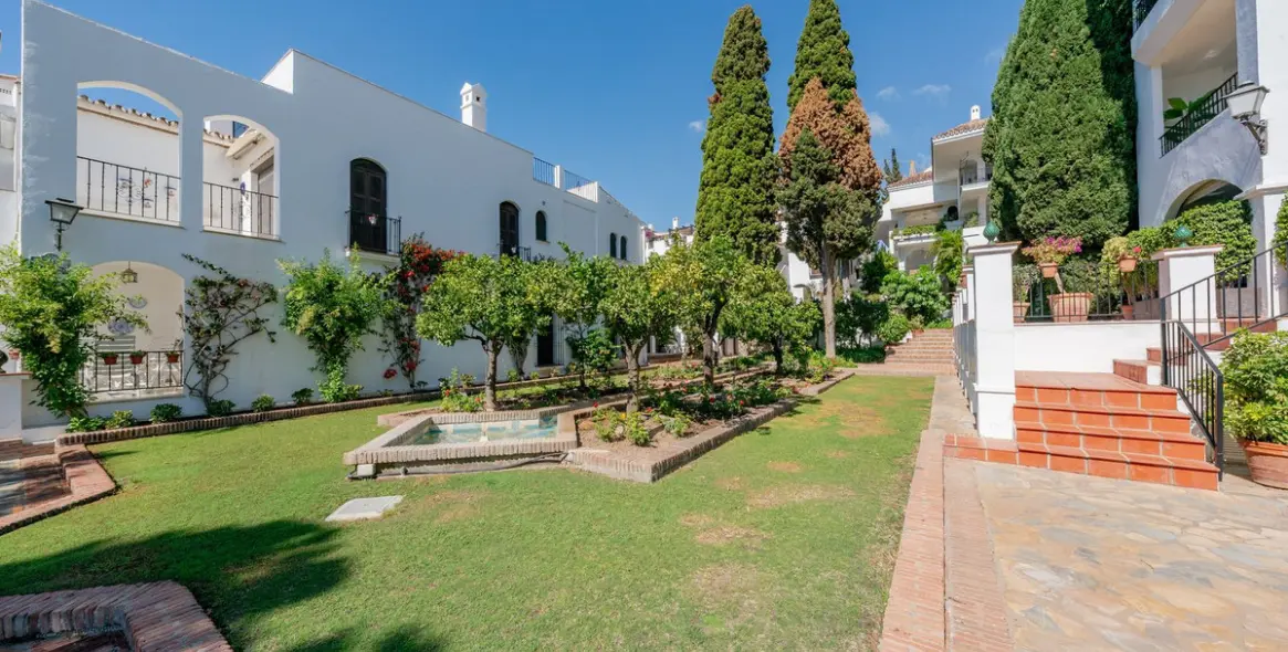 Sale of ground floor apartment in The Golden Mile 30