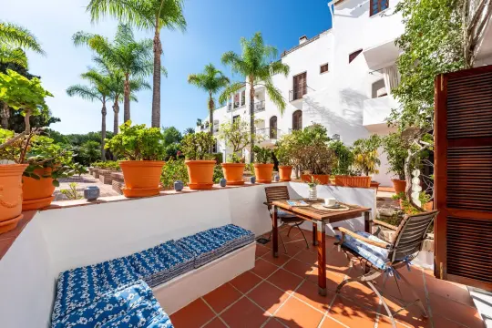 Image 2 thumb