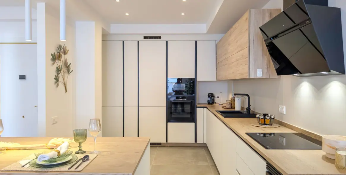 Sale of middle floor apartment in San Pedro de Alcántara 4