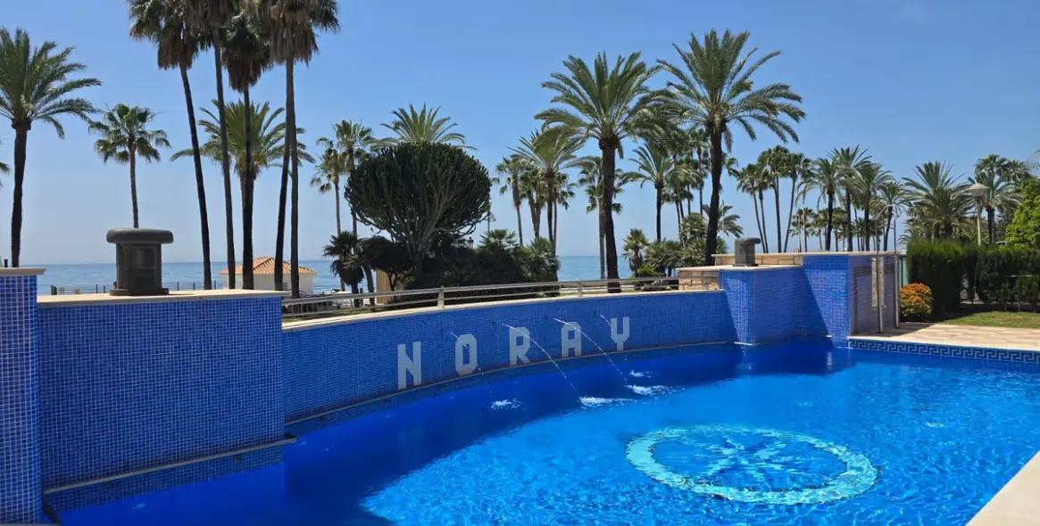 Sale of middle floor apartment in San Pedro de Alcántara 75