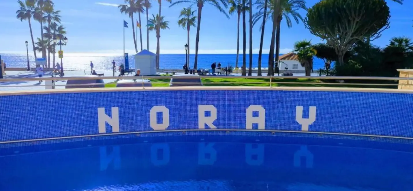 Sale of middle floor apartment in San Pedro de Alcántara 1