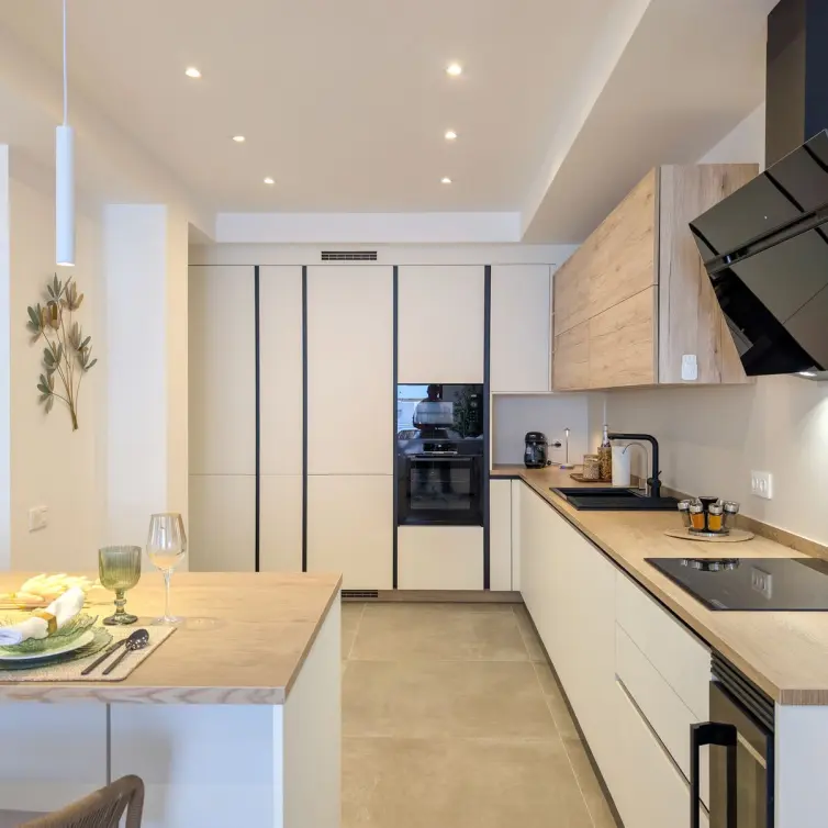 Sale of middle floor apartment in San Pedro de Alcántara