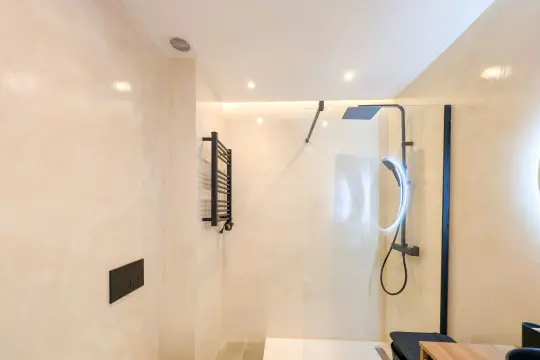 Image 29 thumb
