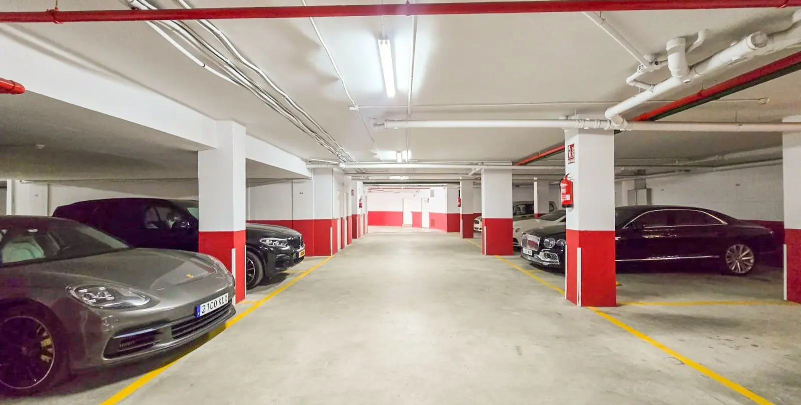 Sale of middle floor apartment in San Pedro de Alcántara 56