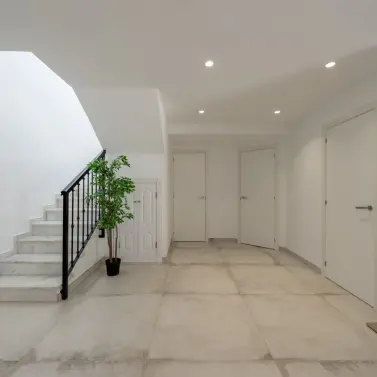 Продажа двухуровневого пентхауса в Nueva Andalucía