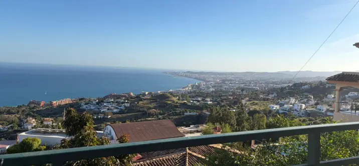 Sale of detached villa in Benalmadena 1