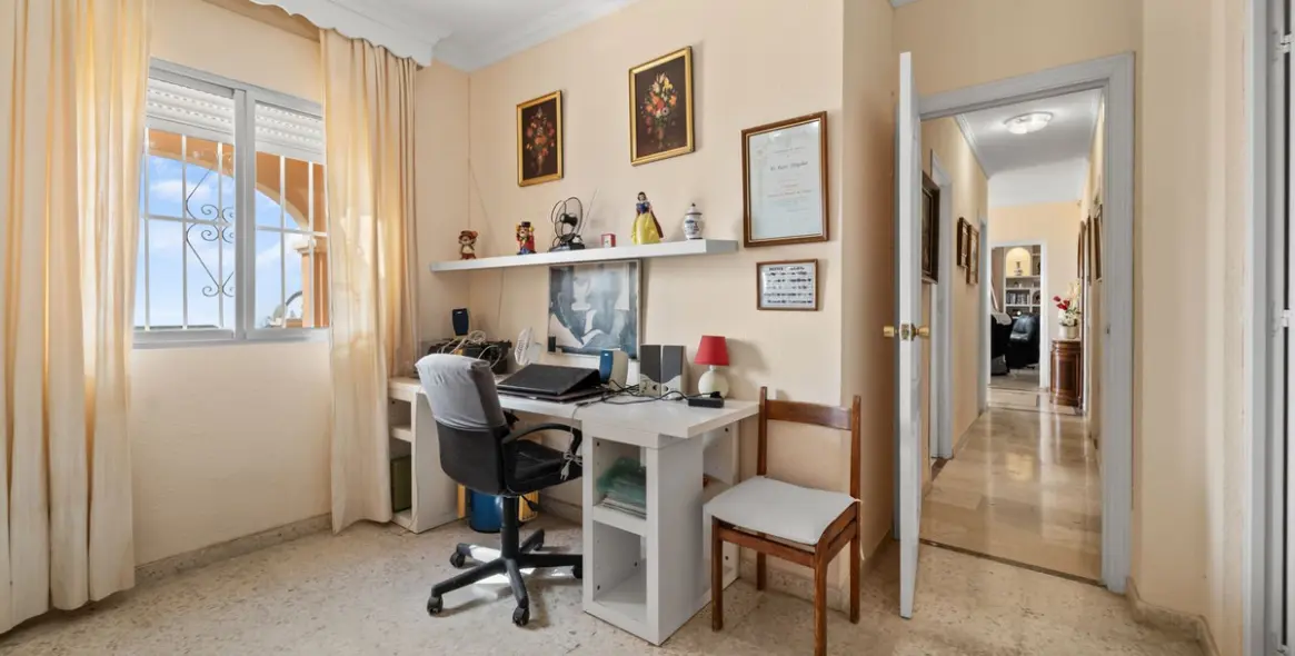 Sale of detached villa in Benalmadena 16
