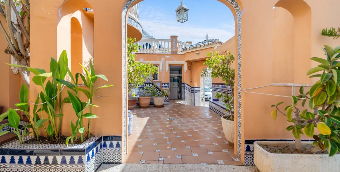 Sale of detached villa in Benalmadena 27