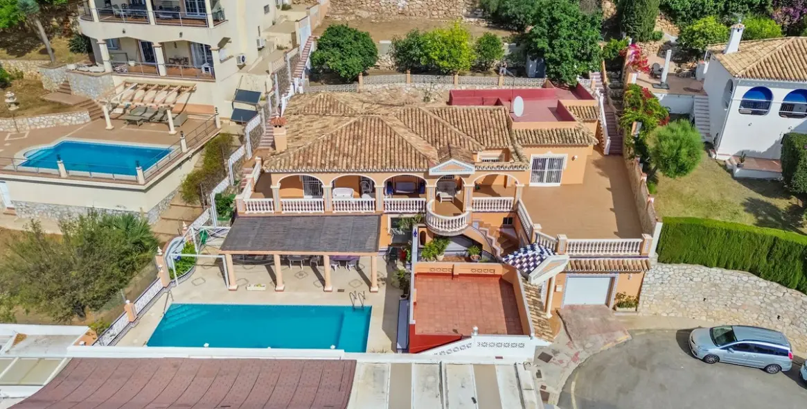Sale of detached villa in Benalmadena 31