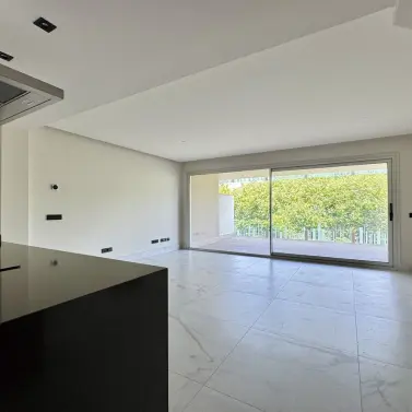 Sale of ground floor apartment in San Pedro de Alcántara