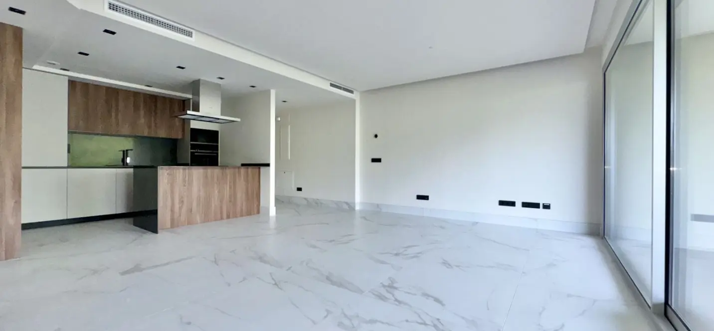 Sale of ground floor apartment in San Pedro de Alcántara 3